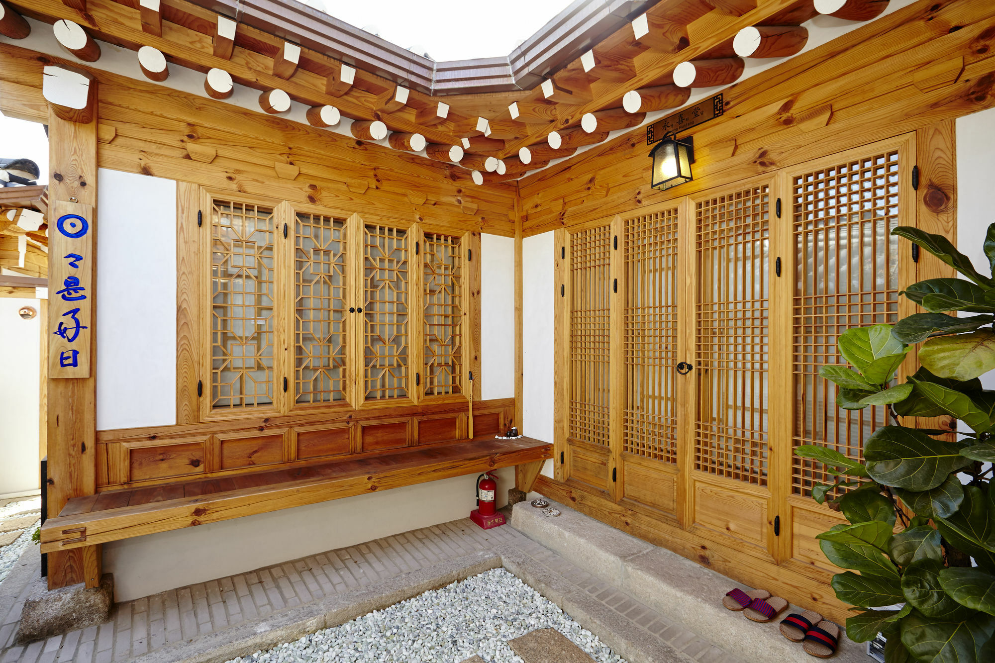 Guest house Hanok 24 Gyeongbokgung 2*