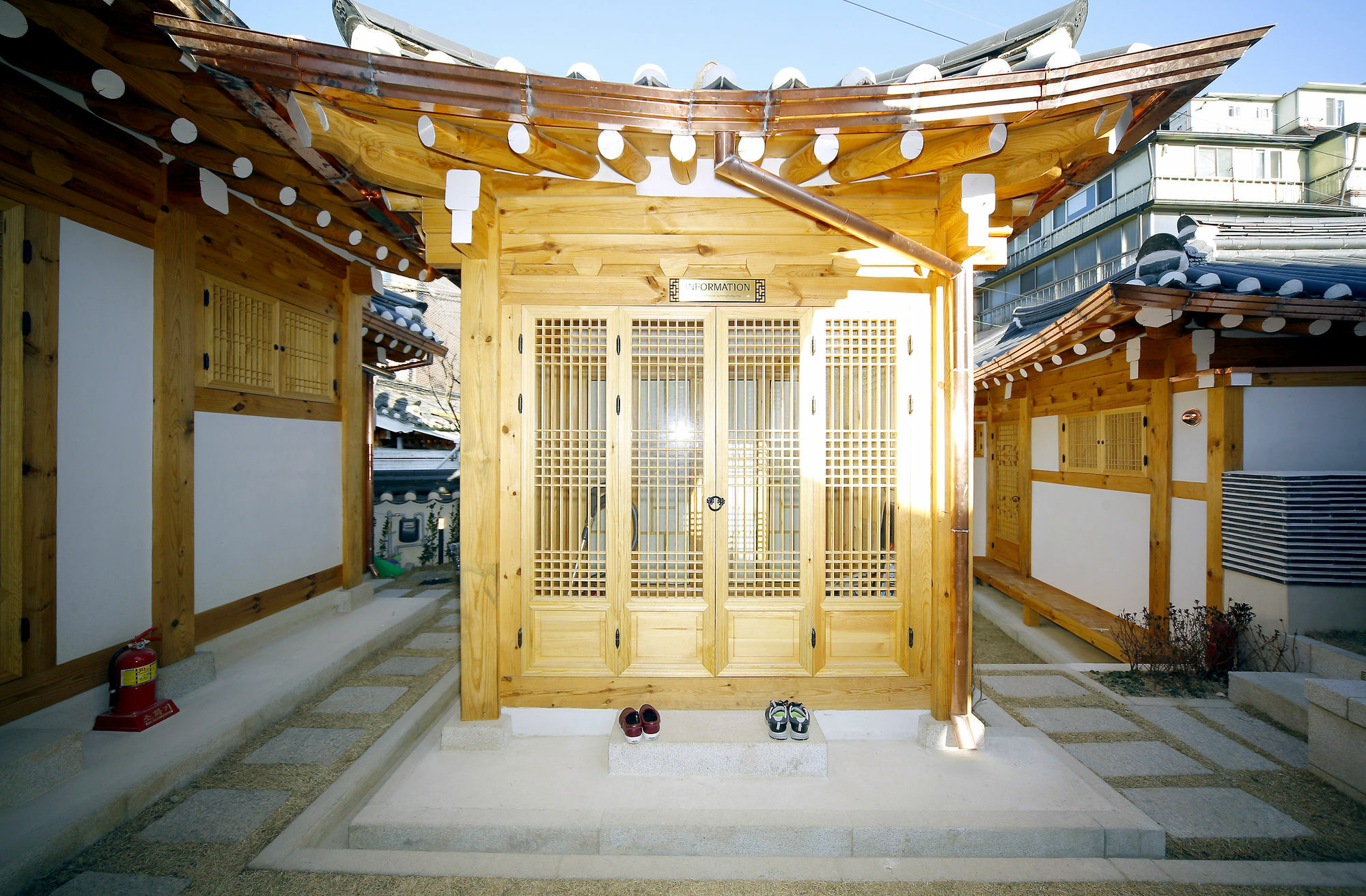 Hanok 24 Gyeongbokgung Guest house 2*