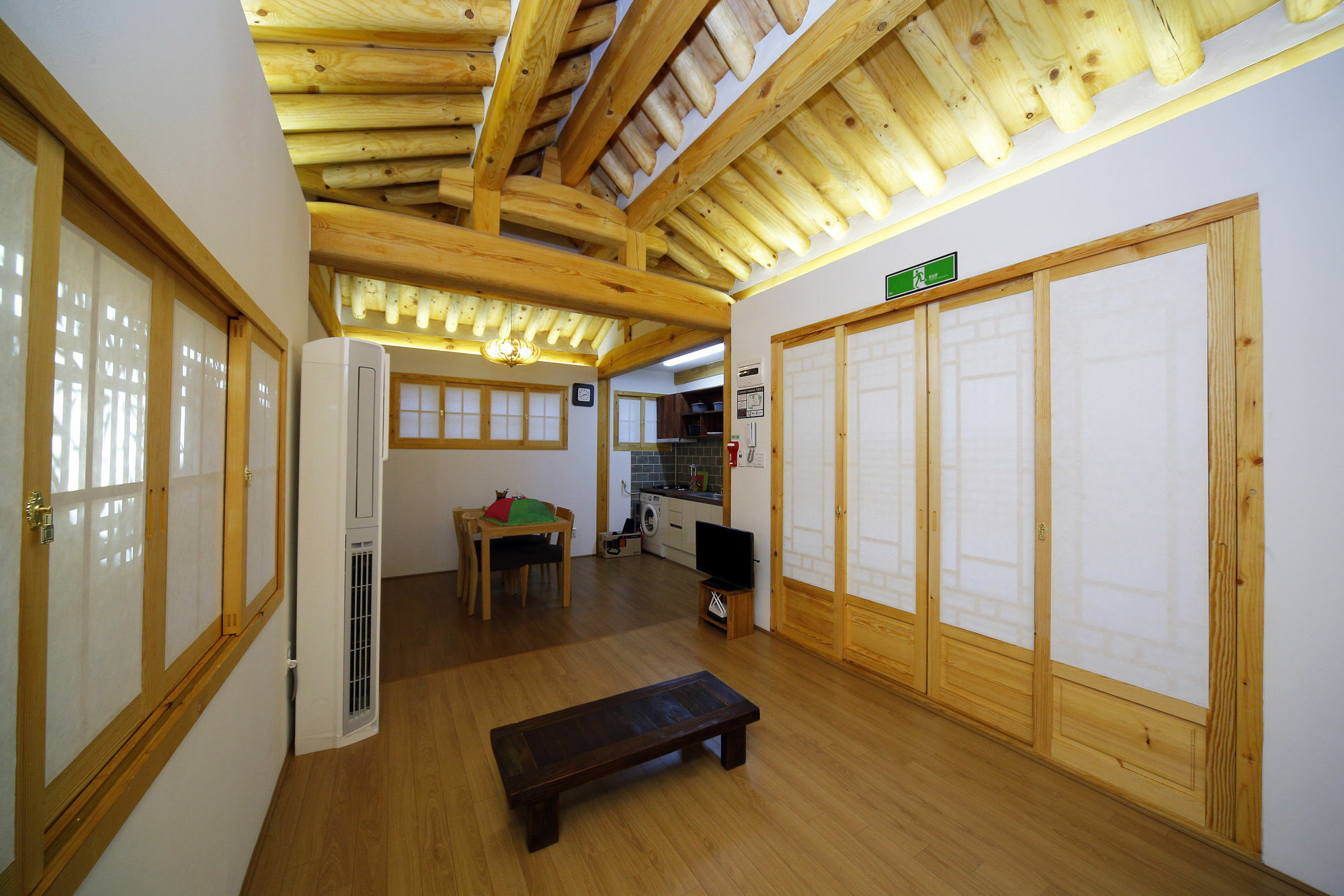 Guest house Hanok 24 Gyeongbokgung 2*